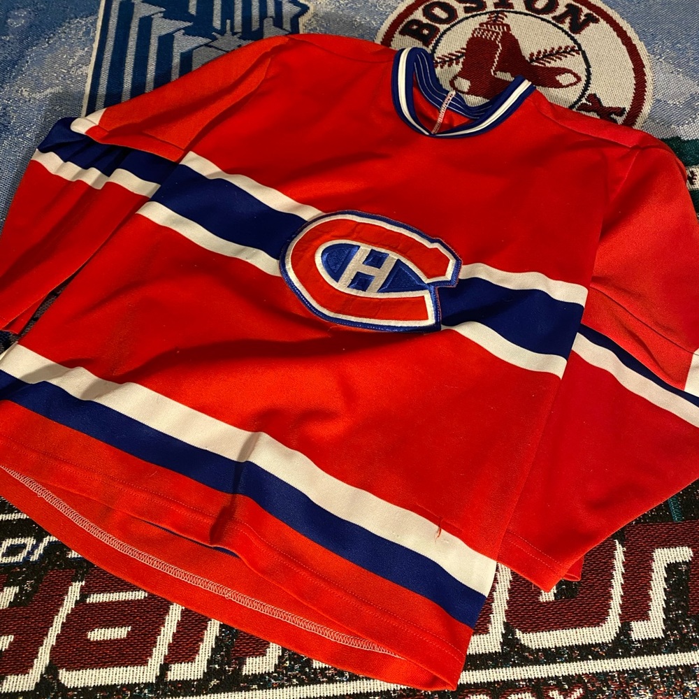 Vintage Montreal Canadiens CCM Maska Jersey Size Medium 90s NHL Sewn Made Canada